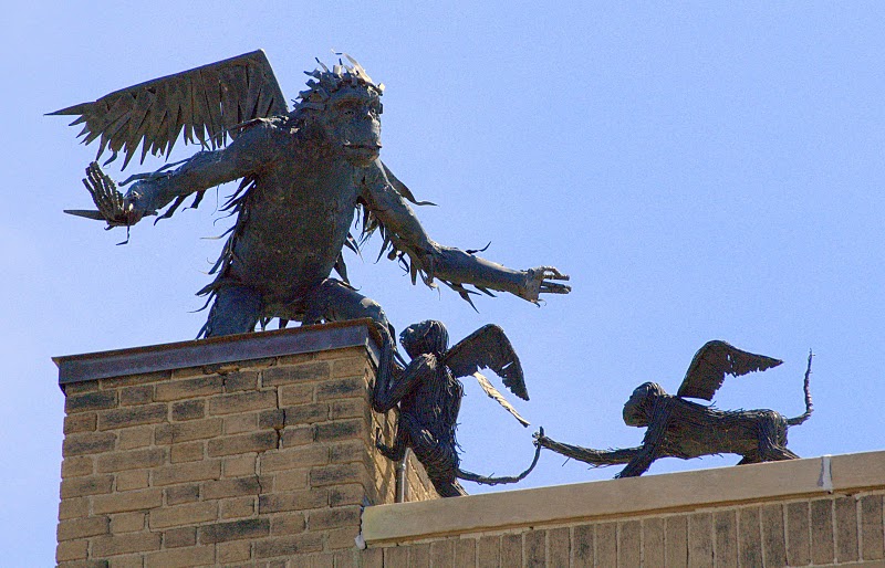 Rooftop flying monkeys - Atlas Obscura Blog